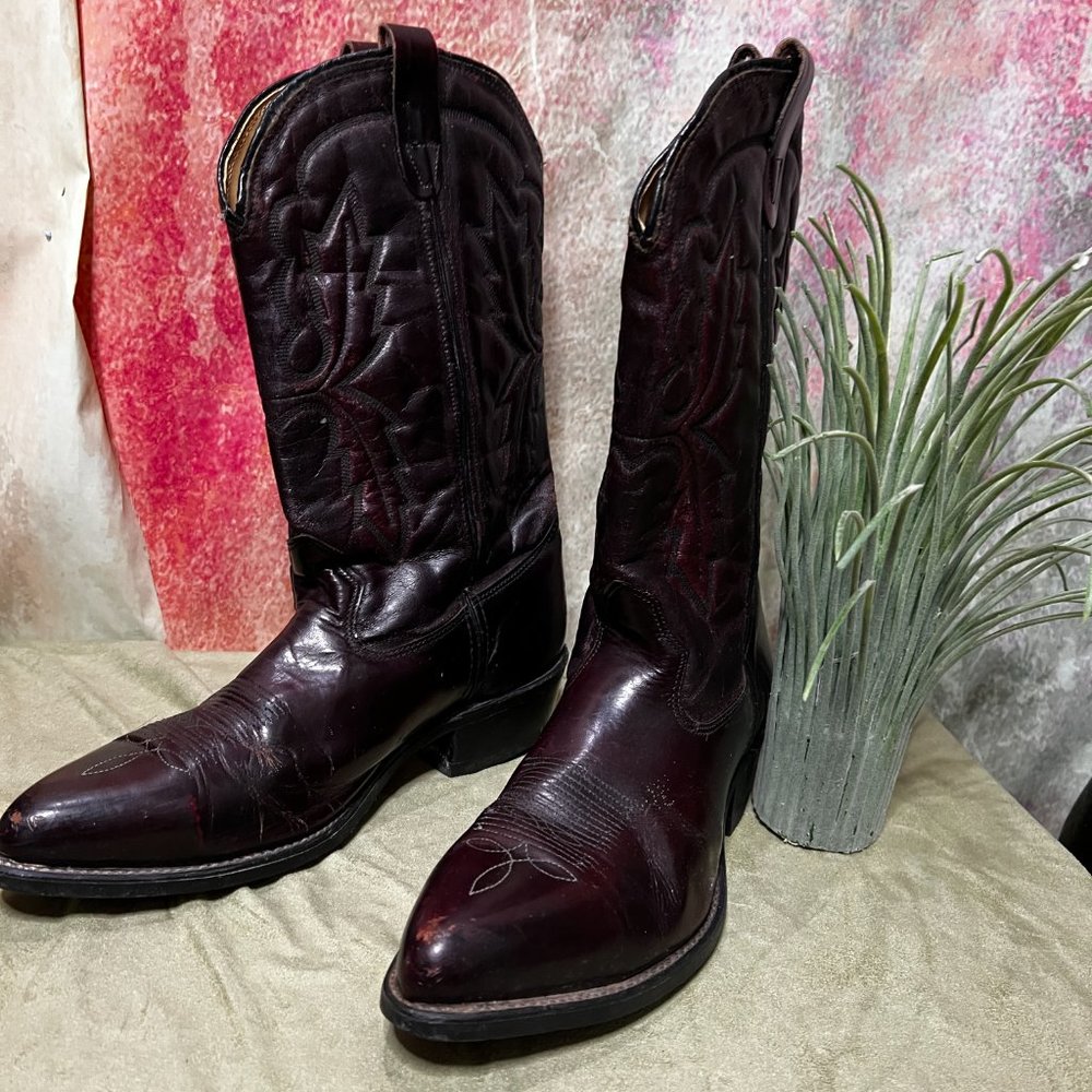📌Cowboy Boots Dark Brown Oil Resistant Hypalon Non-Marking looks like new